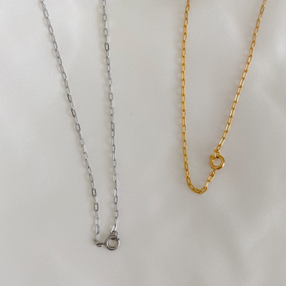 stainless steel tiny paper clip necklace
